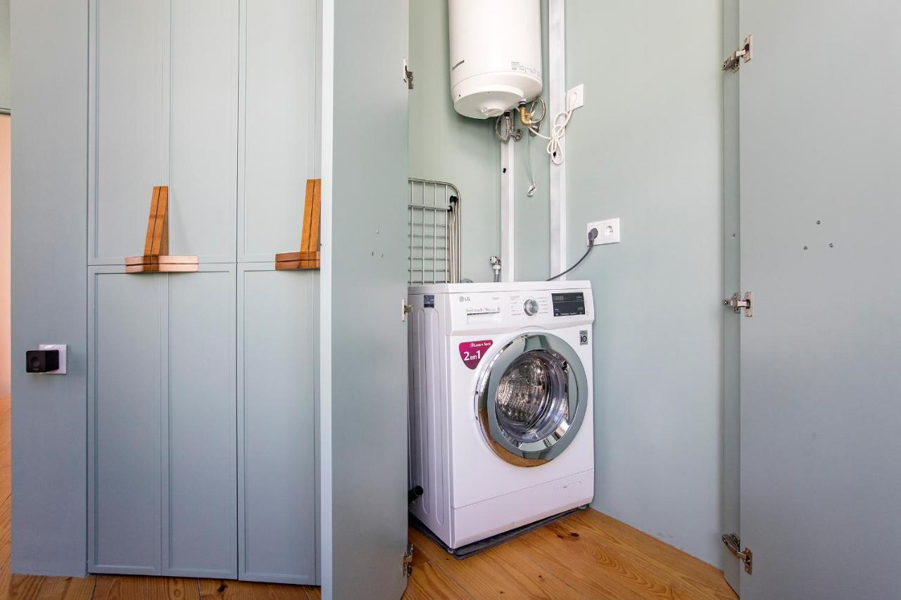 Mouzinho Darling 1Br W/ Ac In City Center By Lovelystay ポルト エクステリア 写真